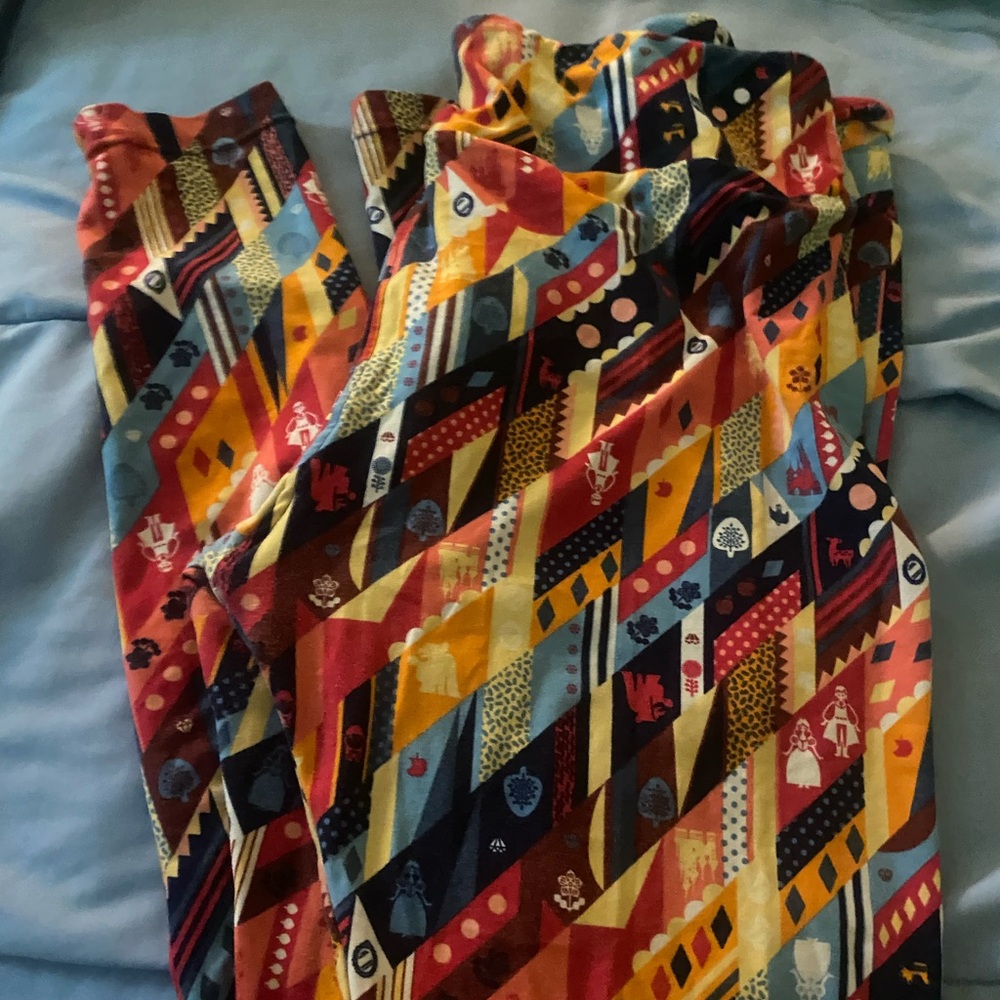 LuLaRoe TC Snow White Leggings